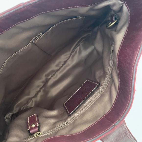 Coach Hampton red embossed C leather shoulder bag 11328 small hobo - Picture 11 of 12